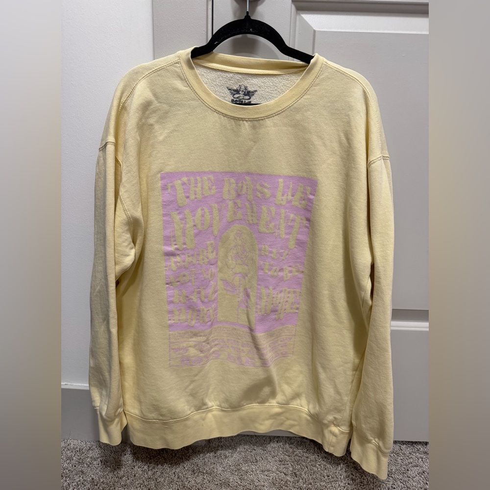 Boys Lie O/S Yellow With Pink Wording Sweatshirt. ⚡️💕
